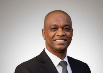 تكليف حسام بشير بالإشراف على الإدارة المركزية للرقابة على تمويل المشروعات الصغيرة والمتوسطة ومتناهية الصغر بالرقابة المالية