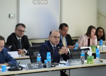 رئيس الرقابة المالية : نماذج إدارة الأزمات التقليدية لم تعد كافية مع ظهور أدوات مالية واستثمار مبتكرة