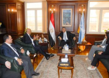 جهاز المشروعات يدرس التوسع في تمويل المشروعات الصناعية للشباب بالتعاون مع محافظة الإسكندرية