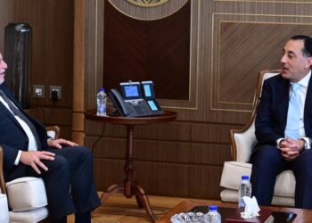 تفاصيل لقاء رئيس الوزراء مع محافظ البنك المركزي المصري