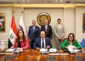 تحالف مصرفي يمول إنشاء أول مصنع لإنتاج أقراص وحبيبات الكلور في مصر وأفريقيا والشرق الأوسط