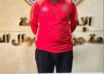 القبض على شخص رفض رد مبلغ مالي تم تحويله إليه بالخطأ