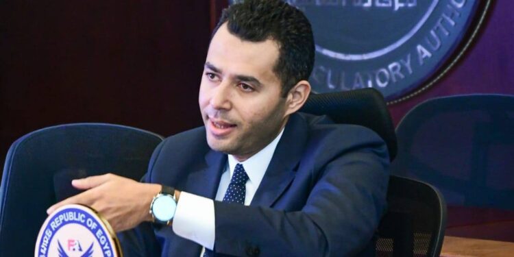 تعيين محمود جبريل مساعداً لرئيس الهيئة العامة للرقابة المالية