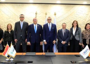 تعاون جديد بين جهاز المشروعات وبنك تنمية الصادرات لدعم المشروعات المتوسطة والصغيرة الصناعية