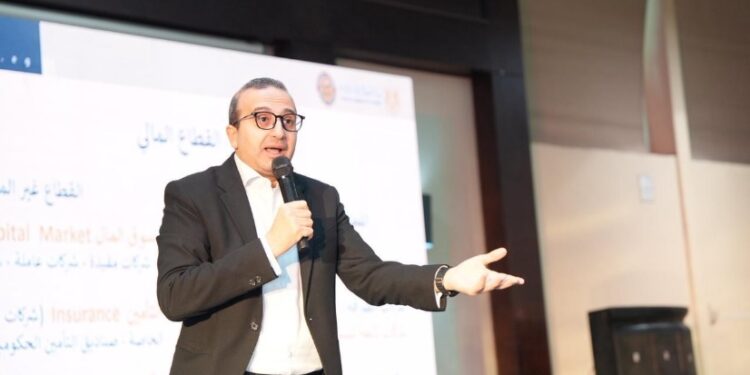 انطلاق المهرجان الشبابي الرياضي للتوعية بالأنشطة المالية غير المصرفية