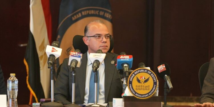 الرقابة المالية تمنح البورصة المصرية أول رخصة لمزاولة نشاط بورصات العقود الآجلة على المشتقات المالية في مصر
