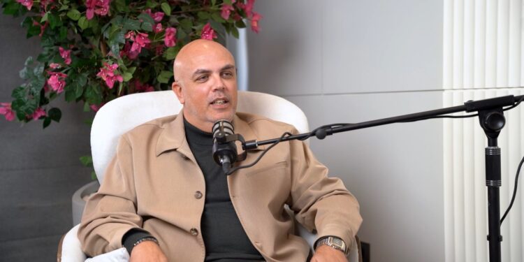 أحمد لبيب العضو المنتدب والرئيس التنفيذي لشركة “ريفي” ضيف الحلقة المقبلة من بودكاست قعدة متناهي