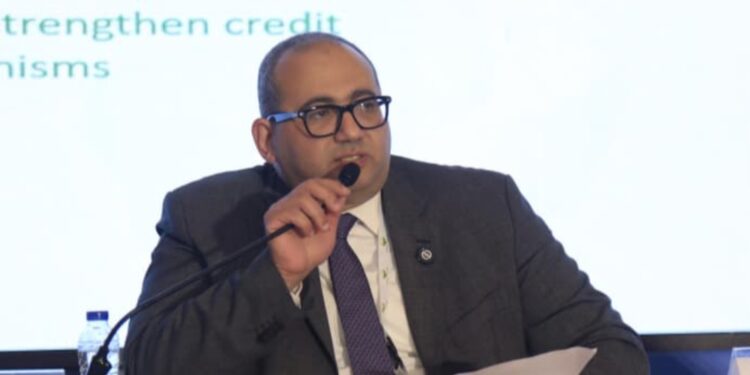 أحمد خورشيد : لدي تخوف من ارتفاع مخاطر المديونية المفرطة نتيجة تعدد مصادر التمويل