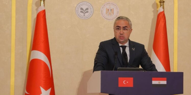 رئيس هيئة الاستثمار : مصر توفر بيئة استثمارية قوية ومستقرة