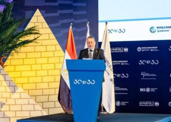 حسن عبد الله : البنك المركزي يقوم بدور محوري في تحفيز القطاع المصرفي للتوجه نحو مستقبل أكثر استدامة