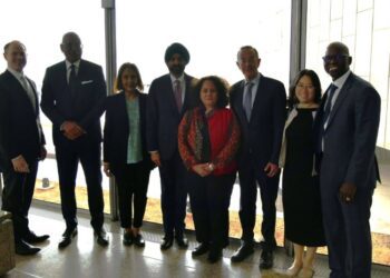 رئيس مجموعة البنك الدولي وحرمه يزوران المتحف المصري الكبير