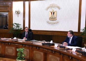 رئيس الوزراء يترأس اجتماع المجموعة الوزارية الاقتصادية