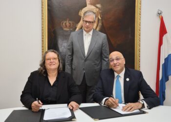 تعاون بين “جهاز تنمية المشروعات” و”أوت ريتش إيجيبت” لتوسيع نطاق الخدمات غير المالية ودعم رواد الأعمال