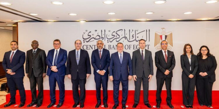 تفاصيل اجتماع محافظ البنك المركزي المصري مع رئيس مجموعة بنك التنمية الإفريقي الجديد