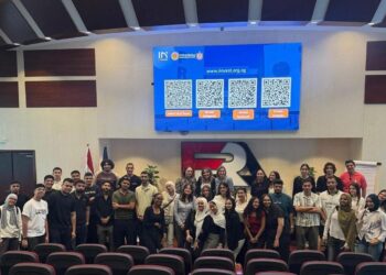 الرقابة المالية تستقبل طلاب جامعة أكتوبر للعلوم الحديثة والآداب MSA في إطار فعاليات تثقيف الشباب