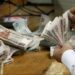 أزمة كبرى في فرع إحدى شركات التمويل متناهي الصغر بـ “قويسنا”.. وعملاء يتهمون موظفة بالاستيلاء على أقساط تصل قيمتها 3 ملايين جنيه