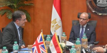 وزير الاستثمار : إمكانية دراسة التعاون بين مؤسسة الاستثمار الدولي البريطانية وصندوق مصر السيادي لتمويل الشركات المصرية المصدرة