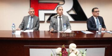 تفاصيل لقاء موسع بين رئيس “الرقابة المالية” ووسطاء التأمين