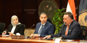 تفاصيل اجتماع الرقابة المالية والبورصة ومصلحة الضرائب