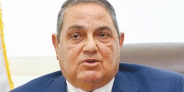 منع رجل الأعمال محمد الخشن رئيس مجلس إدارة شركة إيفرجرو للأسمدة من التصرف في أمواله سواء السائلة أو المنقولة والأسهم والسندات بالبورصة والشركات