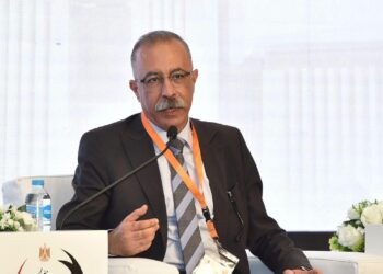 د. طارق سيف: آفاق واسعة لاستفادة المغتربين من الأنشطة المالية غير المصرفية ودمجهم في مسارات الاستثمار الجديدة