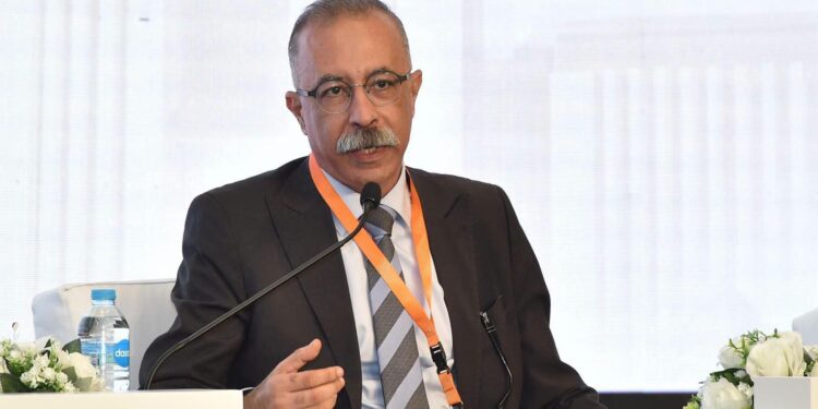 د. طارق سيف: آفاق واسعة لاستفادة المغتربين من الأنشطة المالية غير المصرفية ودمجهم في مسارات الاستثمار الجديدة
