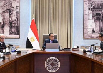 الحكومة تُطلق مبادرة لتخفيض الأسعار يتم تنفيذها من خلال 284 منفذا وتشمل خفض أسعار 12 سلعة