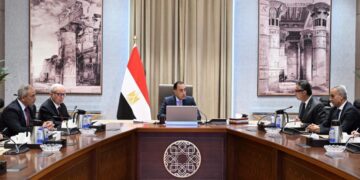 الحكومة تُطلق مبادرة لتخفيض الأسعار يتم تنفيذها من خلال 284 منفذا وتشمل خفض أسعار 12 سلعة