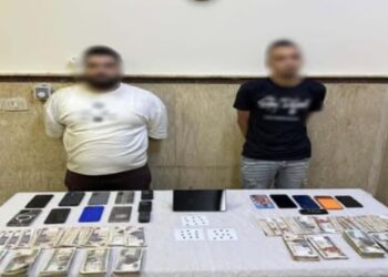 القبض على شخصين أوهما المواطنين بقدرتهما على تسييل رصيد حساباتهم بعدد من تطبيقات التقسيط الإلكترونى