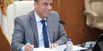 وزير العمل: الخميس المقبل إجازة مدفوعة الأجر للعاملين بالقطاع الخاص بمناسبة ذكرى نصر أكتوبر المجيد